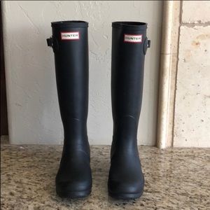Black Hunter Boots